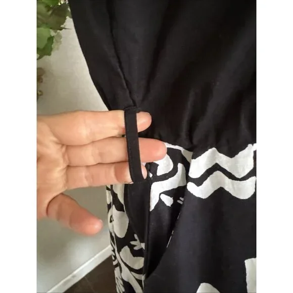 Women's Black & White Sun Dress | Resort Vacay Floral Medallion Print | … - Picture 16 of 16